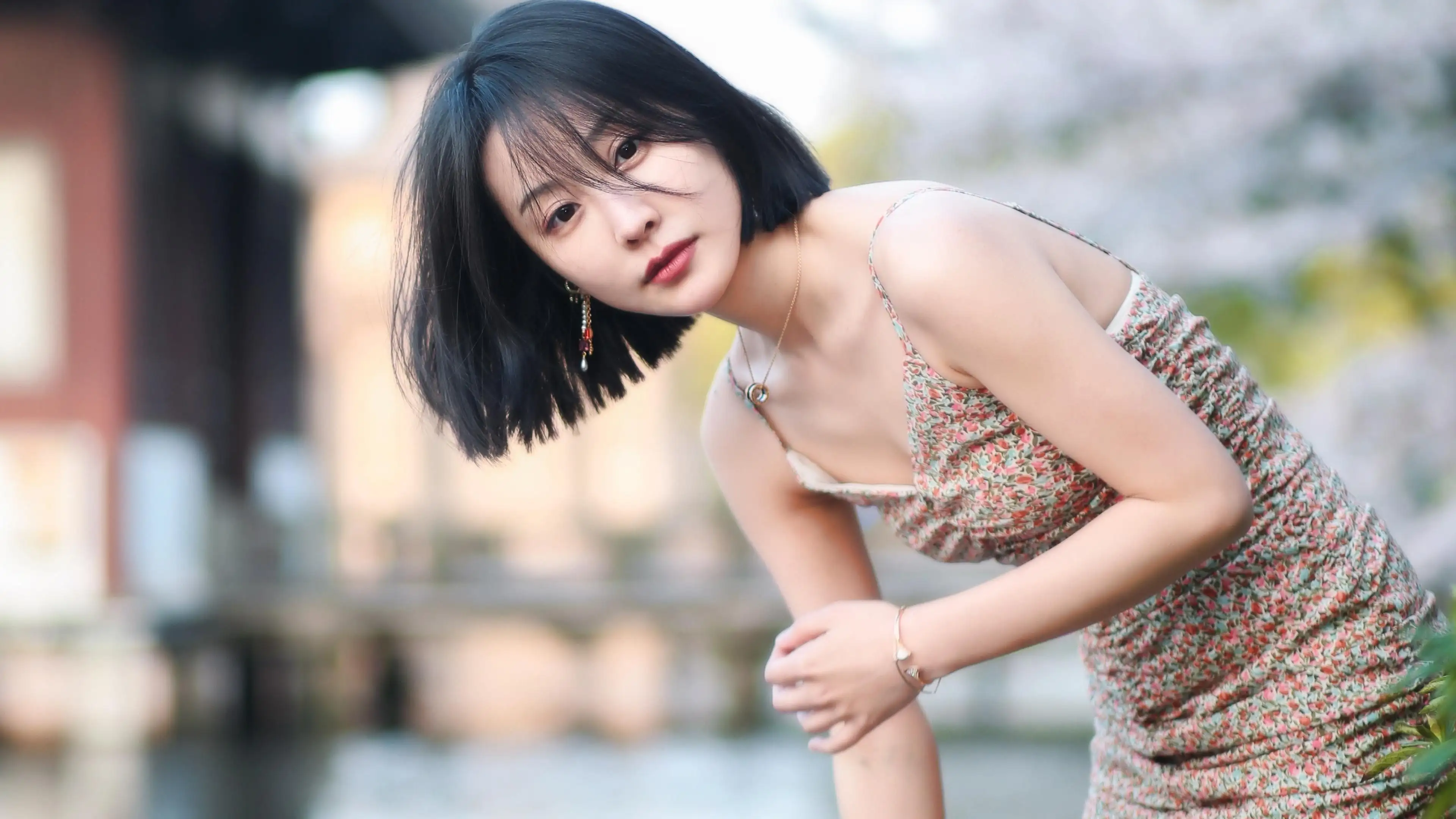 伊犁哈萨克成都伴游小姐姐雅美