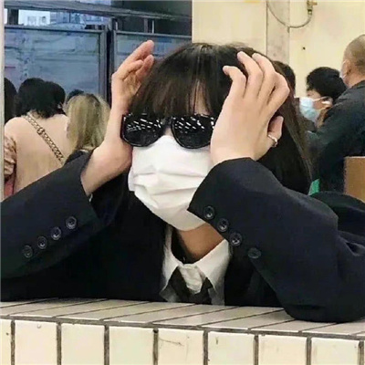 伊犁哈萨克伴游女生冯萧玉的资料
