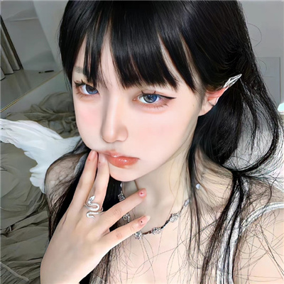 伊犁哈萨克伴游女生孛安春的资料